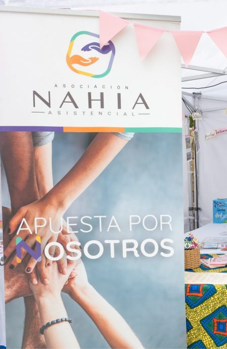 ASOS. NAHIA